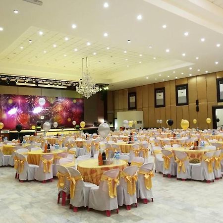 The Pine Resort Pathum Thani Exteriér fotografie