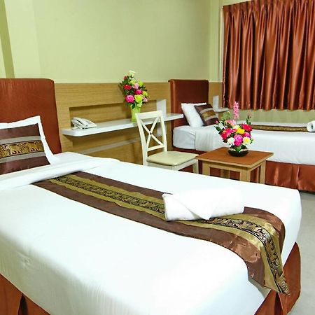 The Pine Resort Pathum Thani Exteriér fotografie