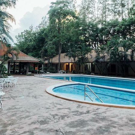 The Pine Resort Pathum Thani Exteriér fotografie