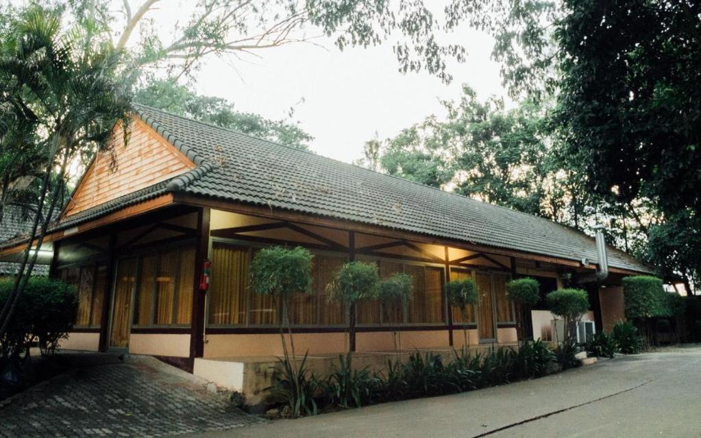 The Pine Resort Pathum Thani Exteriér fotografie