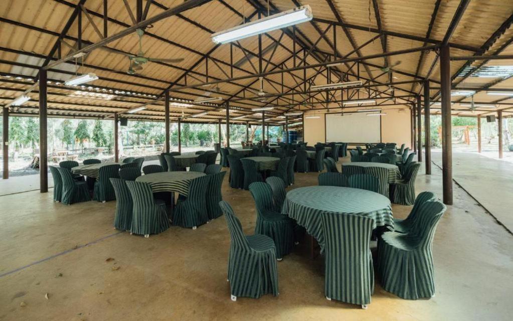 The Pine Resort Pathum Thani Exteriér fotografie