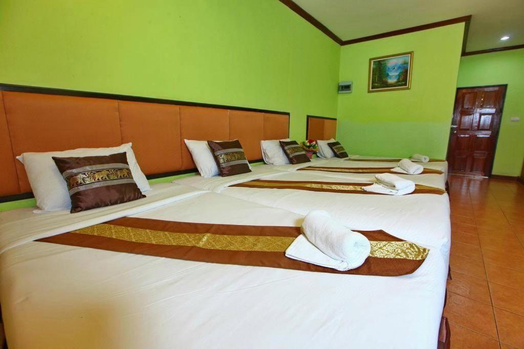 The Pine Resort Pathum Thani Exteriér fotografie