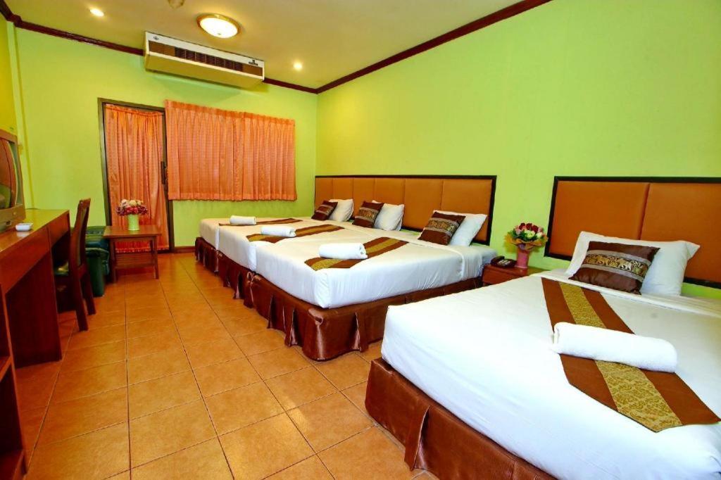 The Pine Resort Pathum Thani Exteriér fotografie